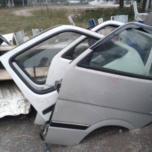 Toyota Hiace Doors with glass and power windows (perfect condition)